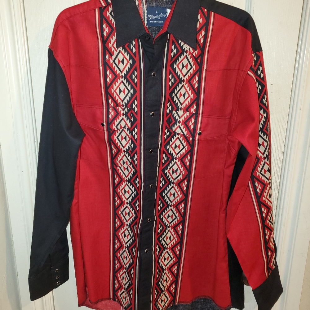 NWOT VINTAGE WRANGLER PEARL SNAP SOUTHWEST AZTEC